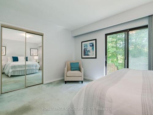 23 Sifton Crt, Toronto, ON - Indoor Photo Showing Bedroom