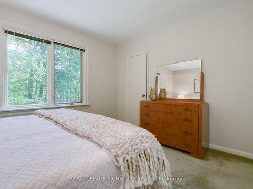 23 Sifton Crt, Toronto, ON - Indoor Photo Showing Bedroom