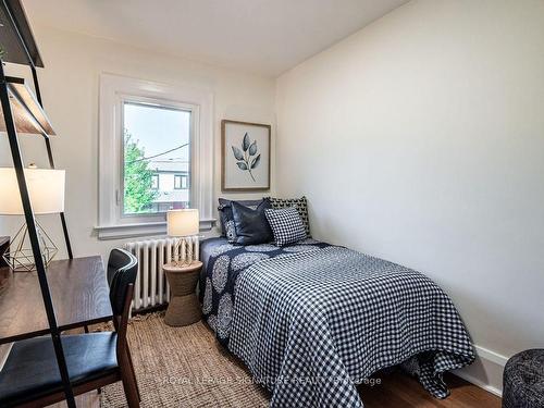 334 Arlington Ave, Toronto, ON - Indoor Photo Showing Bedroom