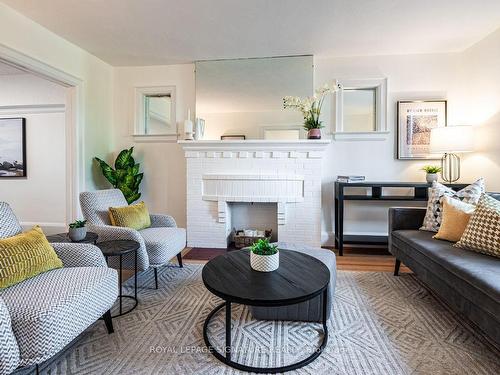 334 Arlington Ave, Toronto, ON - Indoor Photo Showing Living Room With Fireplace