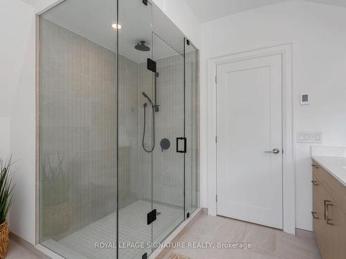 8 Dartnell Ave, Toronto, ON - Indoor Photo Showing Bathroom