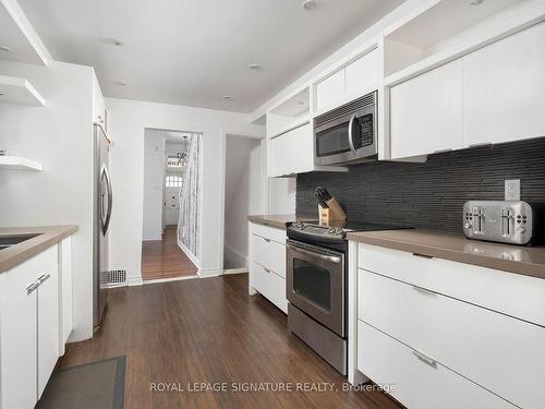 109 Manning Ave, Toronto, ON - Indoor Photo Showing Kitchen With Double Sink With Upgraded Kitchen