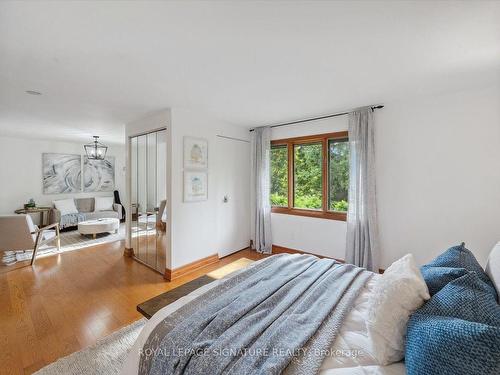 14 Macklingate Crt, Toronto, ON - Indoor Photo Showing Bedroom