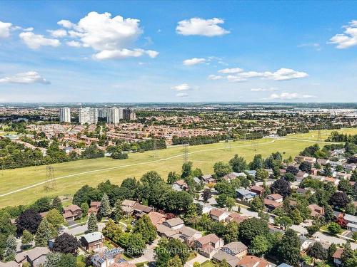 14 Macklingate Crt, Toronto, ON - Outdoor With View