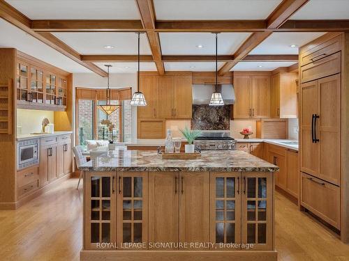 14 Macklingate Crt, Toronto, ON - Indoor Photo Showing Kitchen