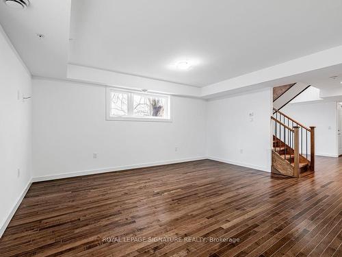 3-2374 Gerrard St E, Toronto, ON - Indoor Photo Showing Other Room