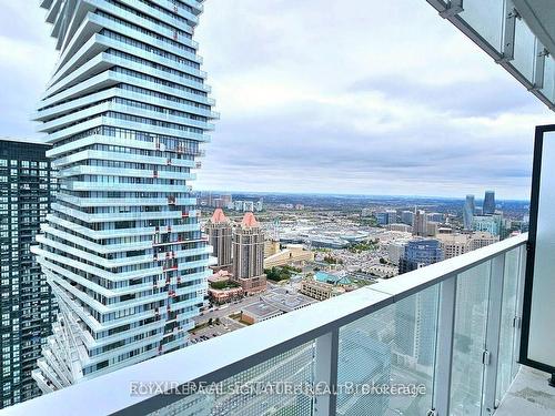 4512-3883 Quartz Rd, Mississauga, ON - Outdoor With Balcony