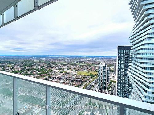 4512-3883 Quartz Rd, Mississauga, ON - Outdoor With Balcony With View