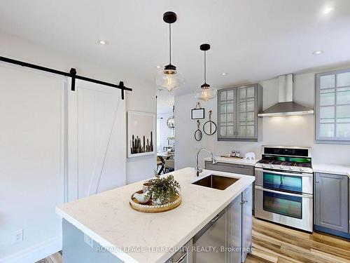 63 Moore St, Brampton, ON - Indoor Photo Showing Kitchen With Upgraded Kitchen