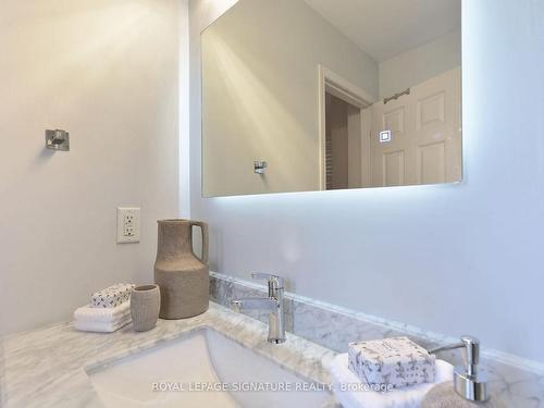 19-2270 Britannia Rd W, Mississauga, ON - Indoor Photo Showing Bathroom