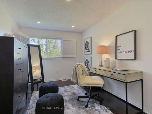 19-2270 Britannia Rd W, Mississauga, ON - Indoor Photo Showing Office