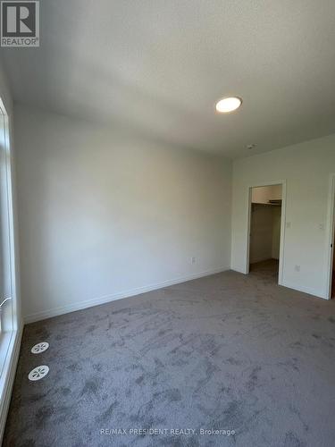 40 Sidney Rose Common Street, St. Catharines, ON - Indoor Photo Showing Other Room