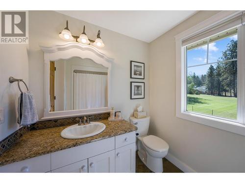 3505 Mcculloch Road, Kelowna, BC - Indoor Photo Showing Bathroom