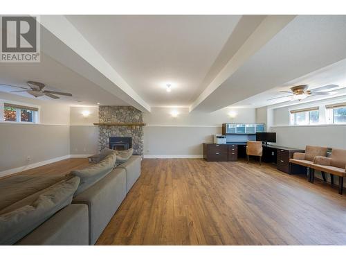 3505 Mcculloch Road, Kelowna, BC - Indoor With Fireplace