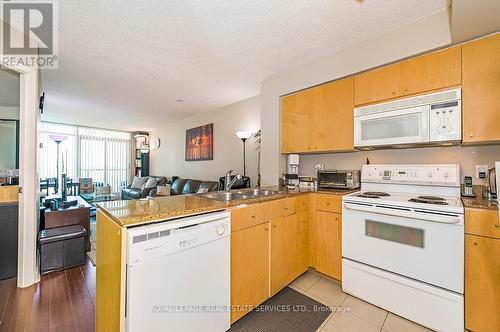 2601 - 373 Front Street W, Toronto, ON - Indoor Photo Showing Kitchen With Double Sink