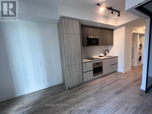 1311 - 108 Peter Street, Toronto (Waterfront Communities), ON - Indoor Photo Showing Kitchen