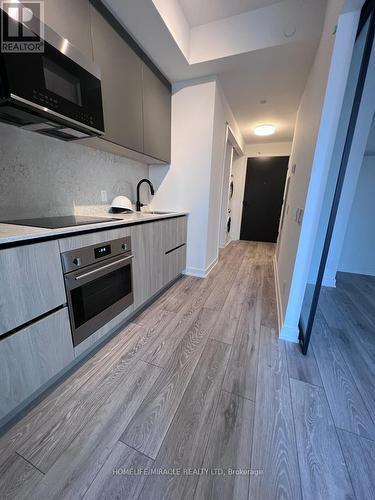 1311 - 108 Peter Street, Toronto (Waterfront Communities), ON - Indoor Photo Showing Kitchen