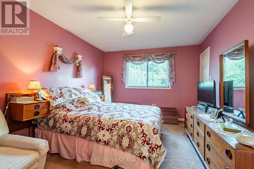 1785 Creek Way, Burlington, ON - Indoor Photo Showing Bedroom