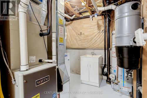 8 - 615 Nelson Street W, Norfolk, ON - Indoor Photo Showing Basement