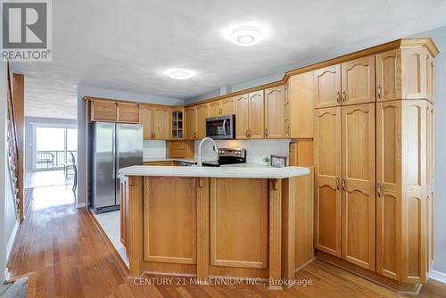 8 - 615 Nelson Street W, Norfolk, ON - Indoor Photo Showing Kitchen