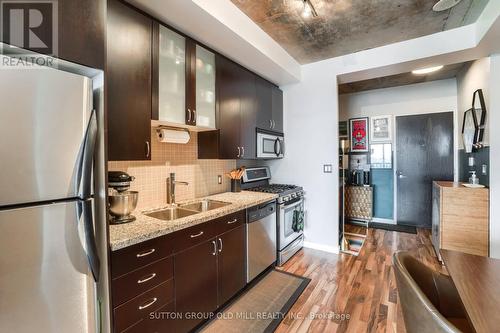 1124 - 1 Shaw Street, Toronto, ON - Indoor Photo Showing Kitchen With Double Sink With Upgraded Kitchen