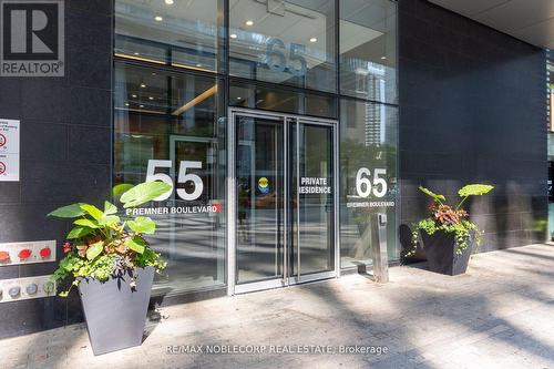 4407 - 55 Bremner Boulevard, Toronto, ON - 