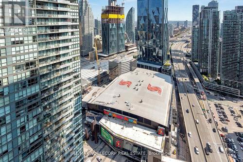 4407 - 55 Bremner Boulevard, Toronto, ON - Outdoor With Facade