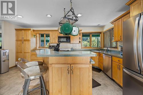 3823 Goat Canyon Road, Creston, BC - Indoor Photo Showing Kitchen With Double Sink