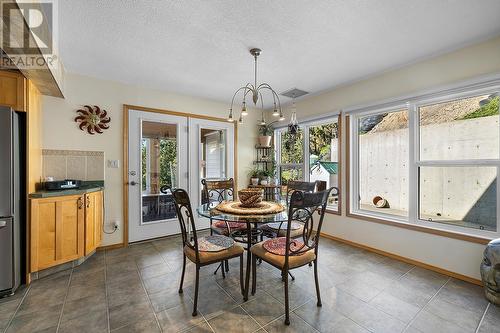 3823 Goat Canyon Road, Creston, BC - Indoor Photo Showing Dining Room