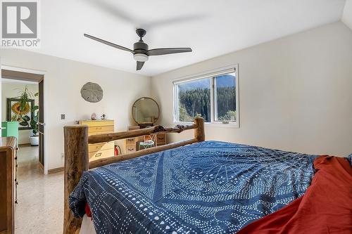 3823 Goat Canyon Road, Creston, BC - Indoor Photo Showing Bedroom