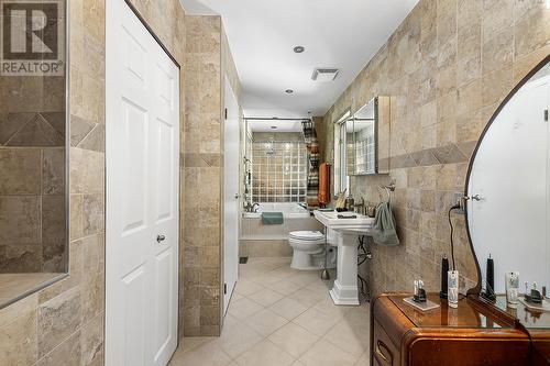 3823 Goat Canyon Road, Creston, BC - Indoor Photo Showing Bathroom