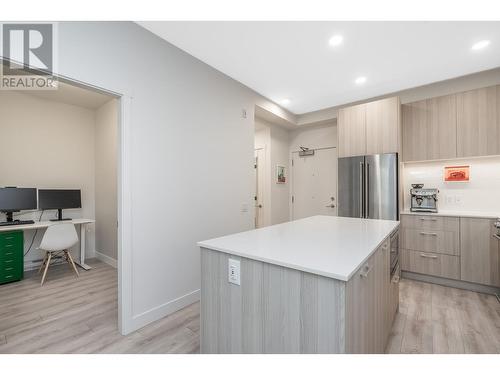 109 741 Anskar Court, Coquitlam, BC - Indoor Photo Showing Kitchen