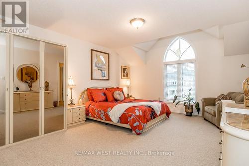 118 Succession Crescent, Barrie (Innis-Shore), ON - Indoor Photo Showing Bedroom