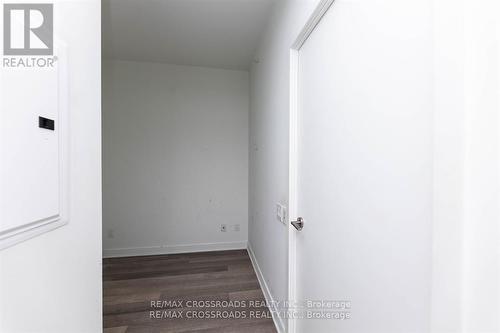 3207 - 290 Adelaide Street W, Toronto, ON - Indoor Photo Showing Other Room