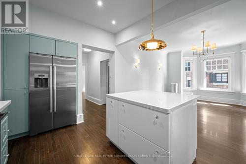 Main - 18 Castle Frank Crescent, Toronto, ON - Indoor Photo Showing Kitchen