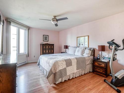 Chambre Ã  coucher principale - 8-139 Rue Sévigny, Repentigny (Repentigny), QC - Indoor Photo Showing Bedroom