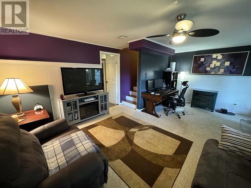 31 350 Pearkes Drive, Williams Lake, BC - Indoor Photo Showing Living Room