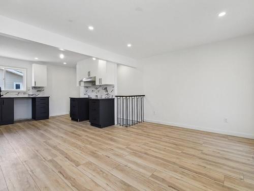 Salon - 34 Rue St-Josaphat, Gatineau (Gatineau), QC - Indoor Photo Showing Kitchen