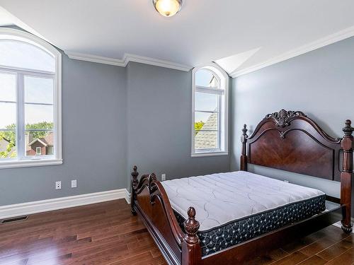 Chambre Ã Â coucher - 522 Rue De La Grotte, Mont-Saint-Hilaire, QC - Indoor Photo Showing Bedroom