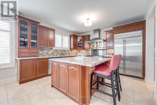 385 Burloak Drive, Oakville (Bronte West), ON - Indoor Photo Showing Kitchen With Stainless Steel Kitchen