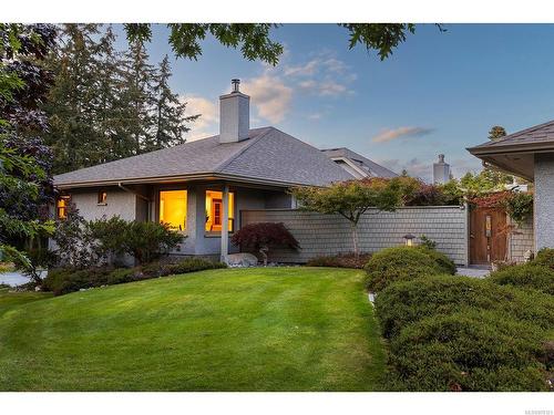 6455 Bryn Rd, Central Saanich, BC 