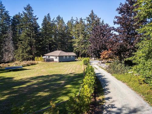 6455 Bryn Rd, Central Saanich, BC 