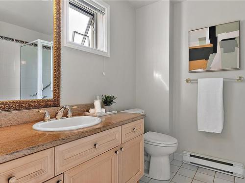 409-165 Kimta Rd, Victoria, BC - Indoor Photo Showing Bathroom