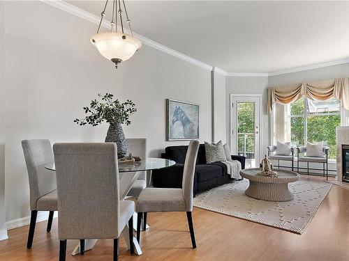 409-165 Kimta Rd, Victoria, BC - Indoor Photo Showing Dining Room