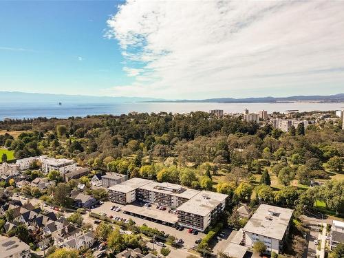 423-964 Heywood Rd, Victoria, BC - Outdoor With Body Of Water With View