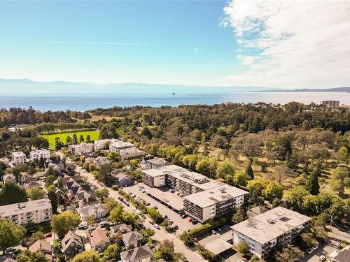 423-964 Heywood Rd, Victoria, BC - Outdoor With Body Of Water With View