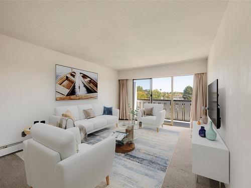 423-964 Heywood Rd, Victoria, BC - Indoor Photo Showing Living Room