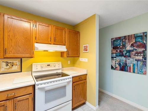 401-225 Cypress St, Nanaimo, BC - Indoor Photo Showing Kitchen