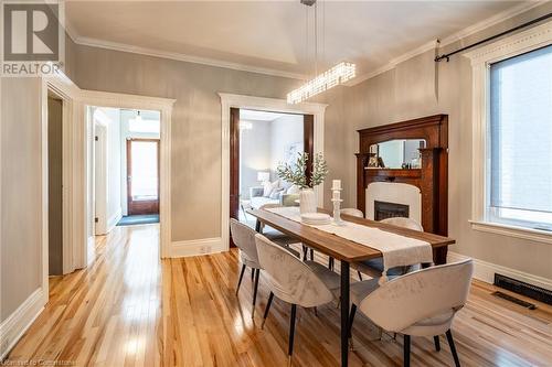 198 Duke Street, Hamilton, ON - Indoor Photo Showing Dining Room