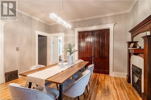 198 Duke Street, Hamilton, ON - Indoor Photo Showing Dining Room